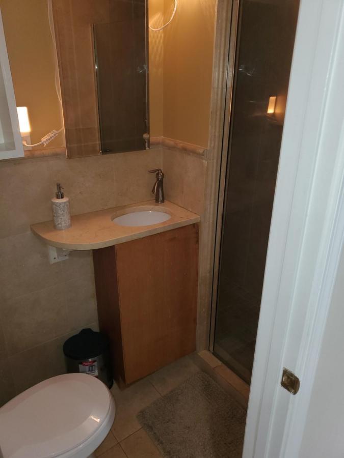Apartamento Sts - Single Traveler -black Door