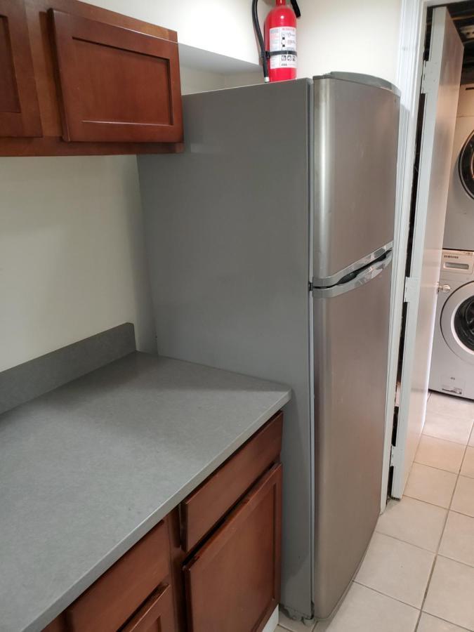 Sts - Single Traveler -black Door Apartamento Washington